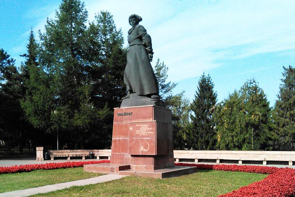 Памятник «Орлёнок».
