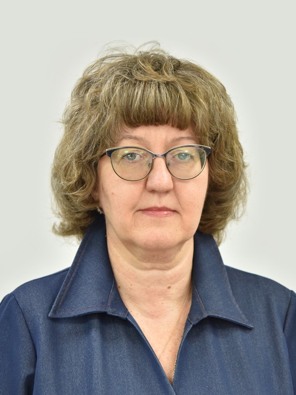 Назарова Марина Дмитриевна.
