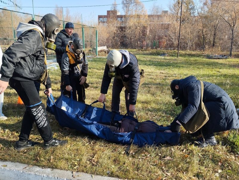 В Омске прошел общегородской слет-соревнования «Школа безопасности».