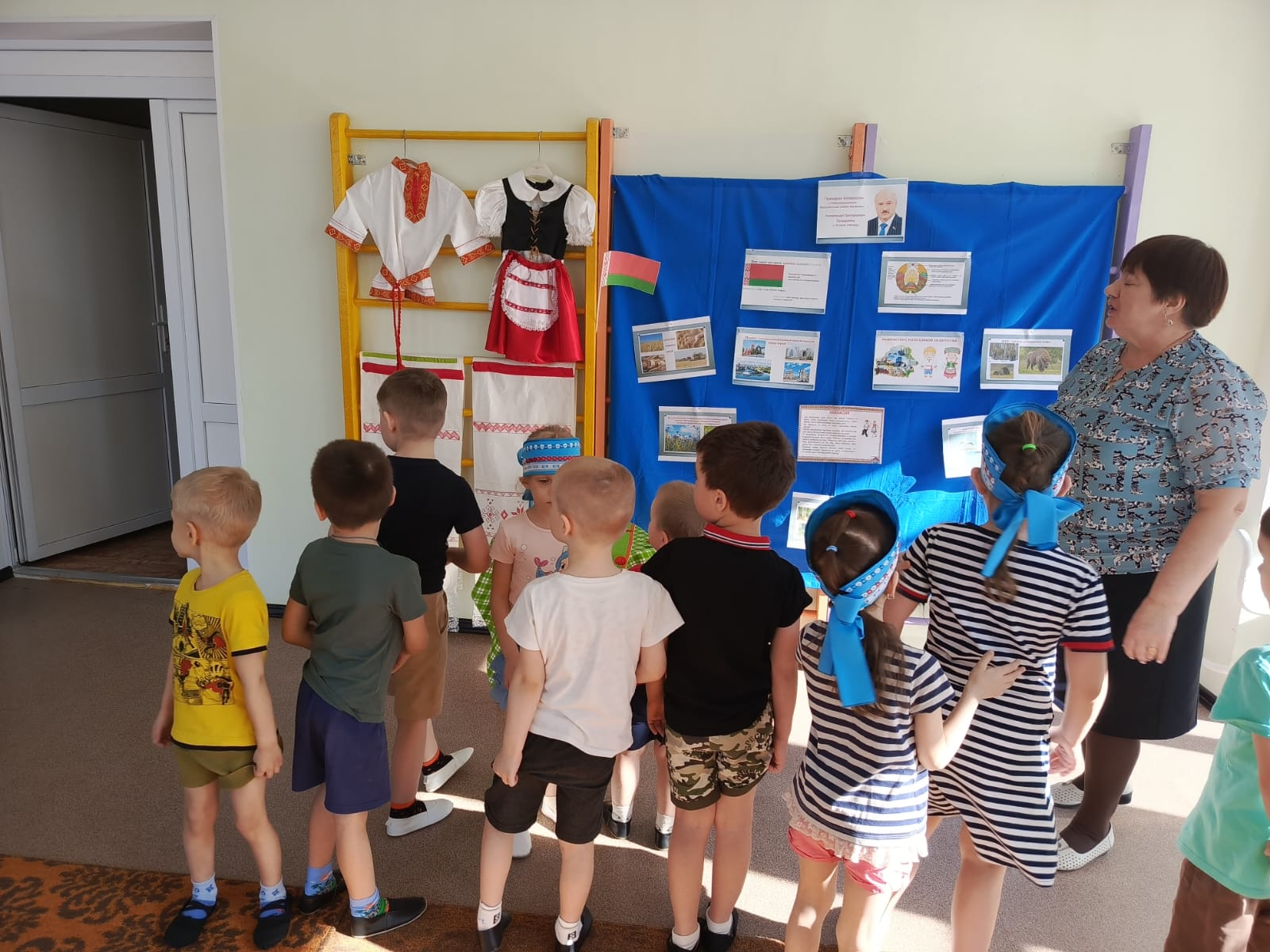 В детском саду Омска прошла неделя белорусской культуры.