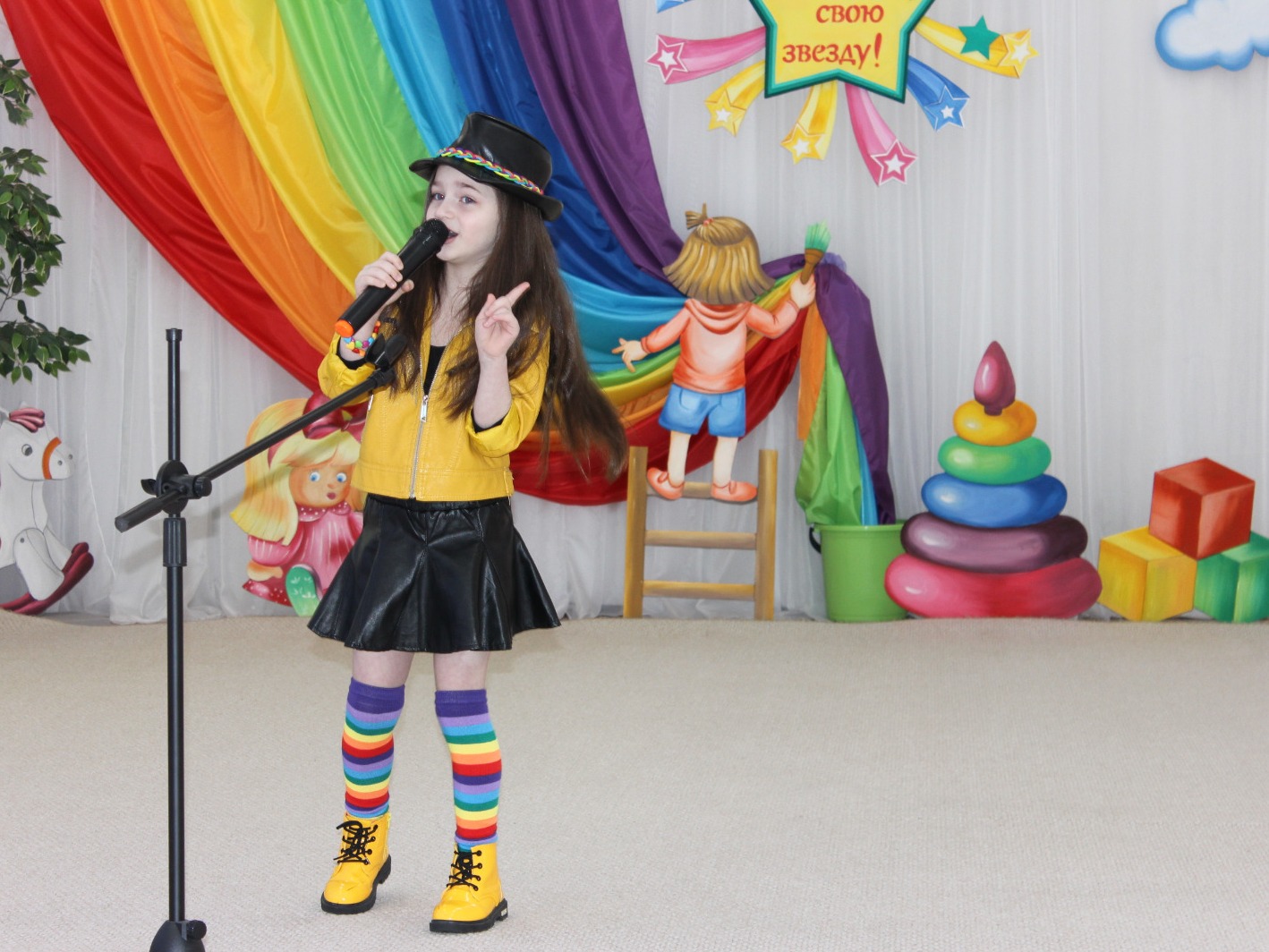 В детском саду №247 прошел гала-концерт фестиваля детского творчества «Зажги свою звезду».