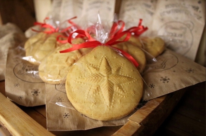 Новогодняя мастерская Деда Мороза Новогодняя мастерская Деда Мороза.