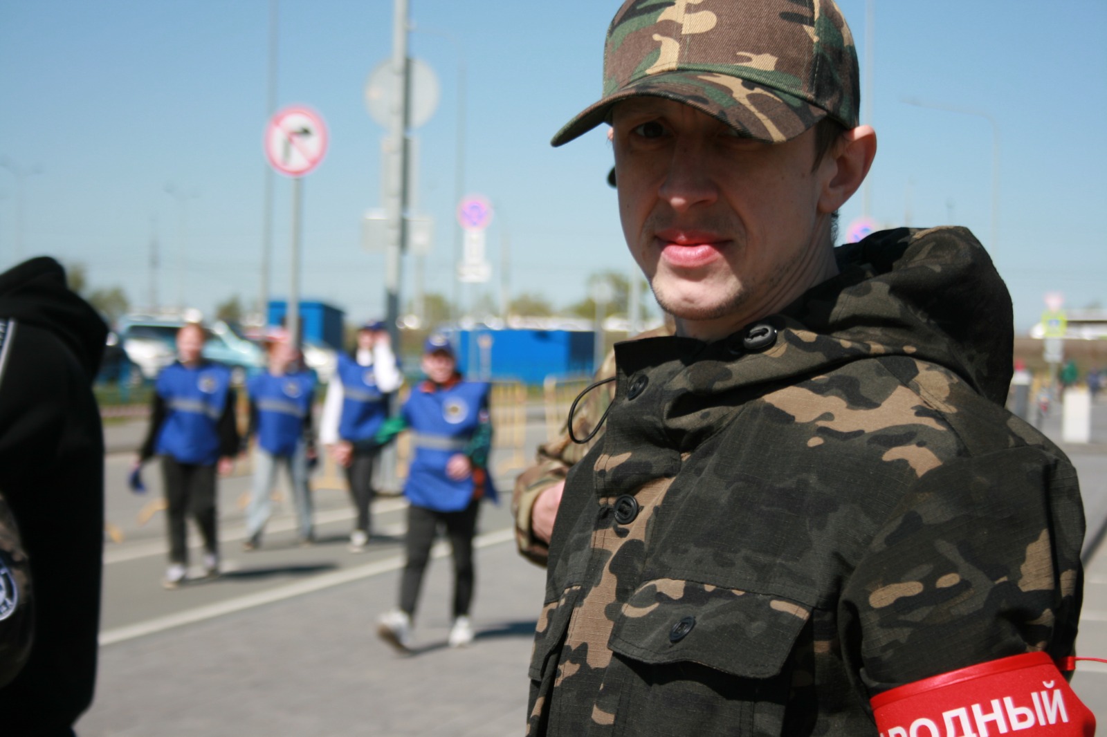 Народные дружинники обеспечивают безопасность при проведении мероприятий, посвященных празднованию 80-летия Победы.