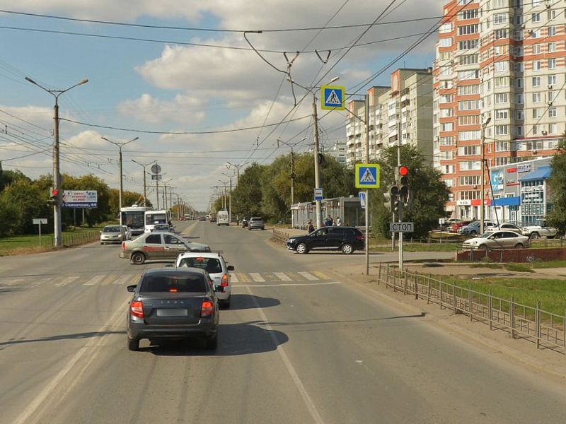 В Омске скорректированы режимы светофорного регулирования на двух  перекрестках.