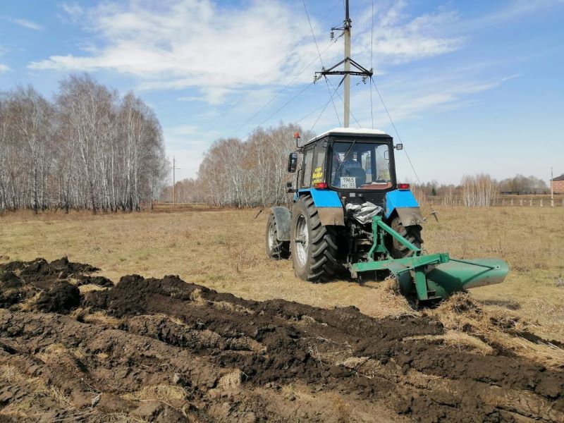 В Омске начались работы по созданию минерализованных полос.