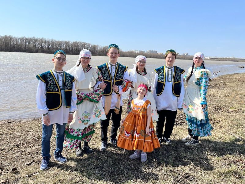 В Омске прошло празднование старинного татарского праздника «Проводы льда».