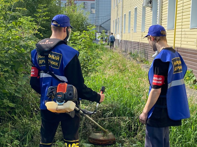 В Ленинском округе прошел рейд по уничтожению дикорастущей конопли.