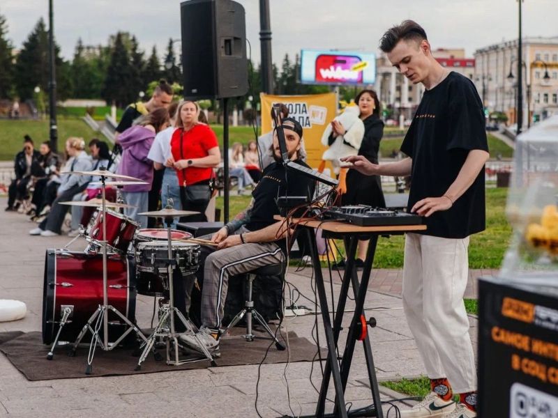 Сегодня омичей вновь ждет фестиваль  «Та самая молодежная…».