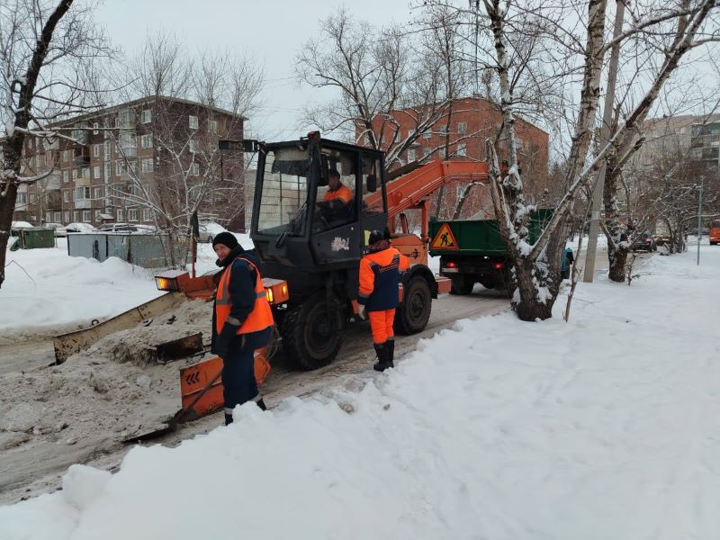 Сергей Шелест рассказал об уборке снега с городских дорог.