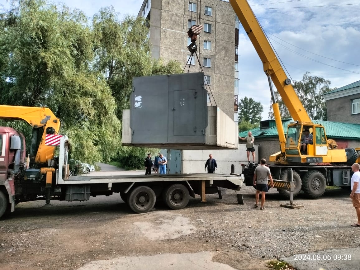 В Ленинском округе убрали еще один незаконный гараж.