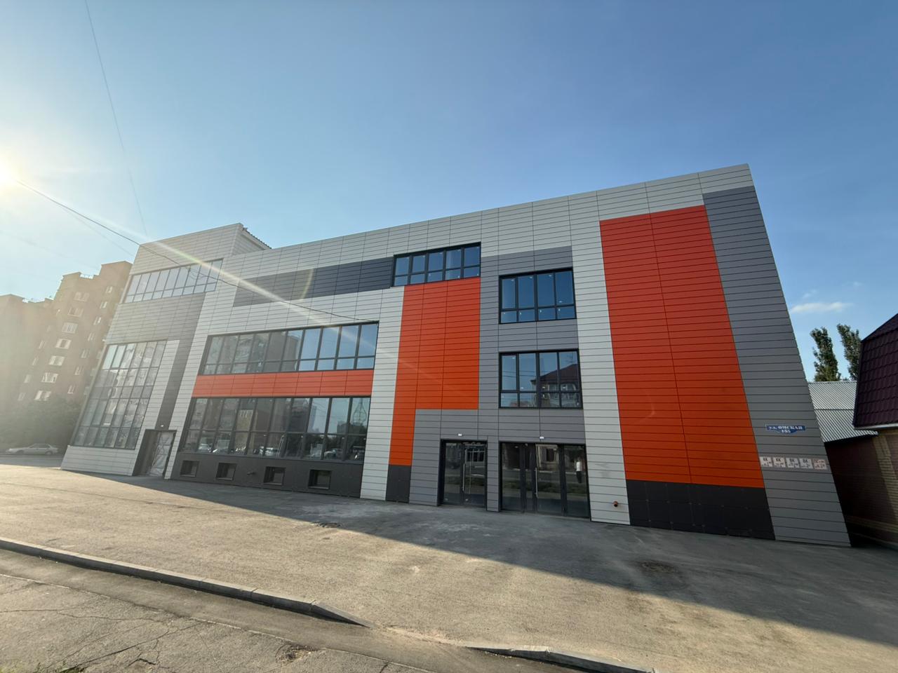 В Центральном округе построили новый магазин.