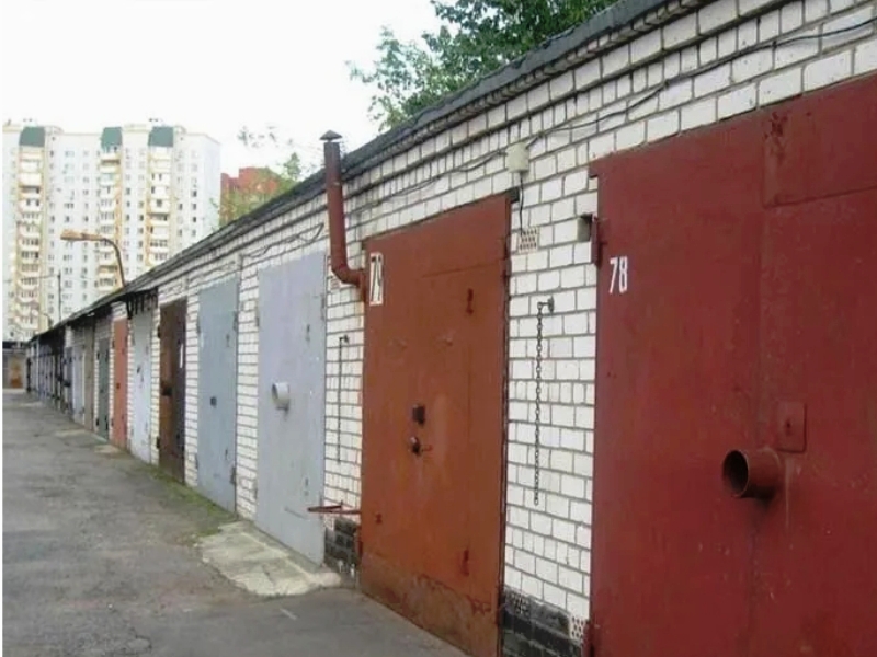 В окружных администрациях продолжается прием документов на участие в «гаражной амнистии».