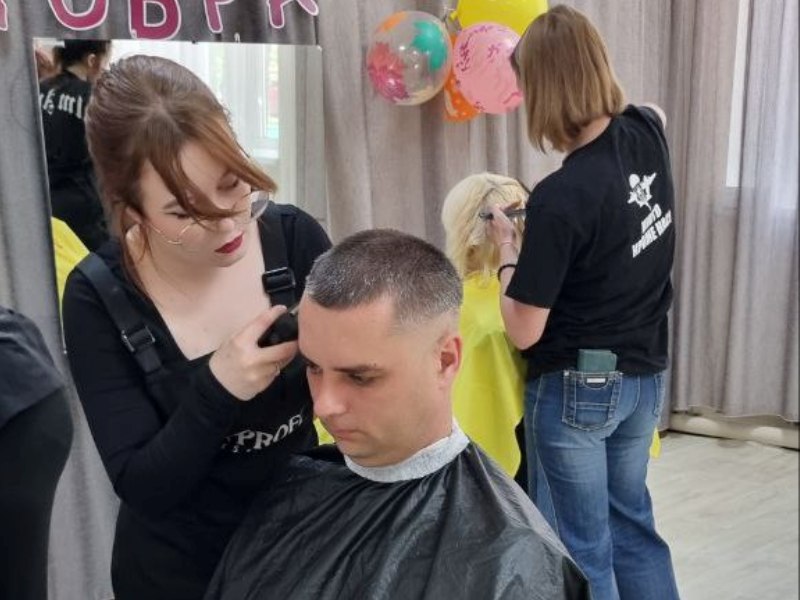 В Октябрьском округе помогают семьям участников СВО.