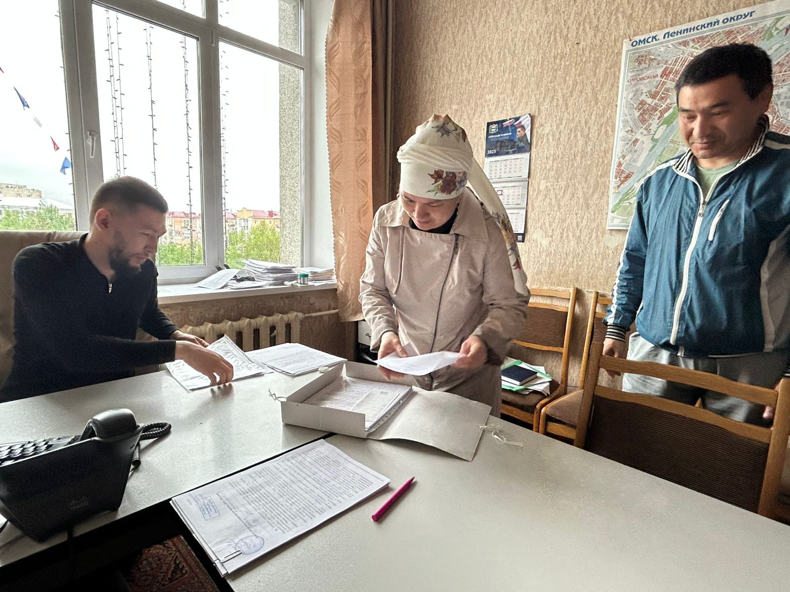 В Ленинском округе продолжается прием документов для получения компенсации за переход с печного отопления на газовое.