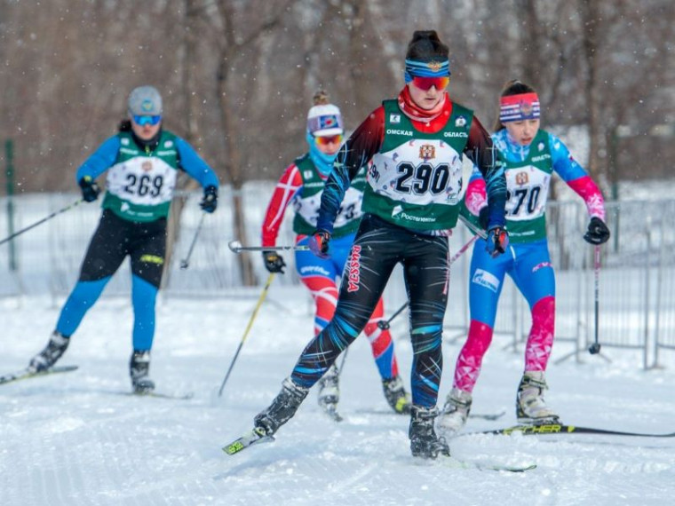 Названы обладатели «Кубка Мэра города Омска» по лыжным гонкам.