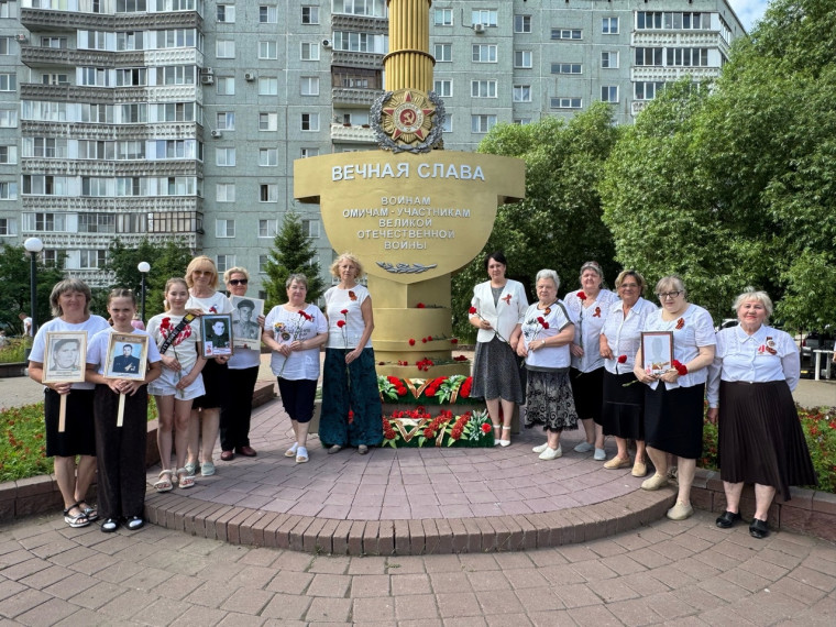 В сквере 70-летия Победы прошло мероприятие, посвященное Дню памяти и скорби. В сквере 70-летия Победы прошло мероприятие, посвященное Дню памяти и скорби.
