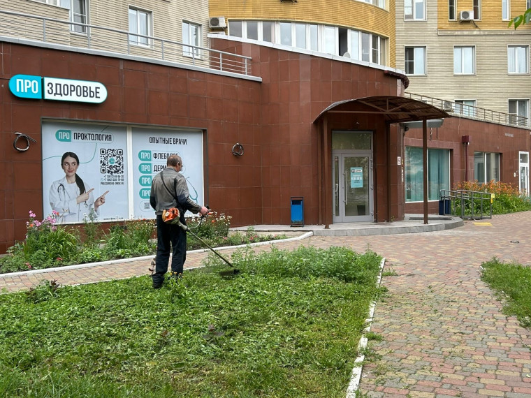 На территории Ленинского округа проводятся работы по летнему содержанию территорий. На территории Ленинского округа проводятся работы по летнему содержанию территорий.
