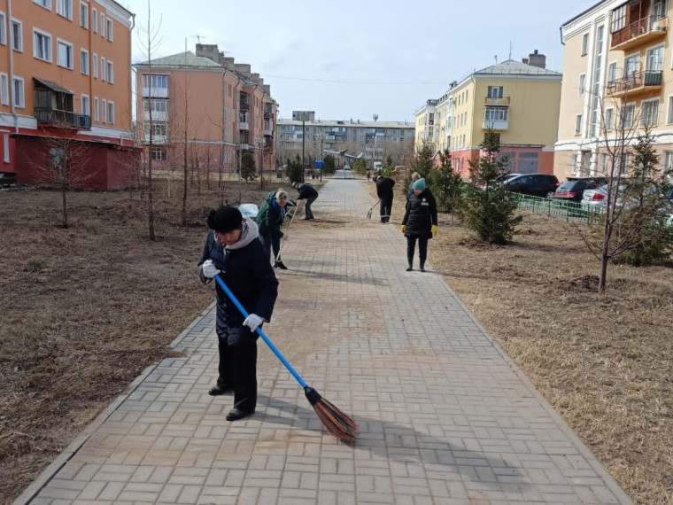 В Кировском округе провели подготовительные работы для участия жителей в весенней уборке города.