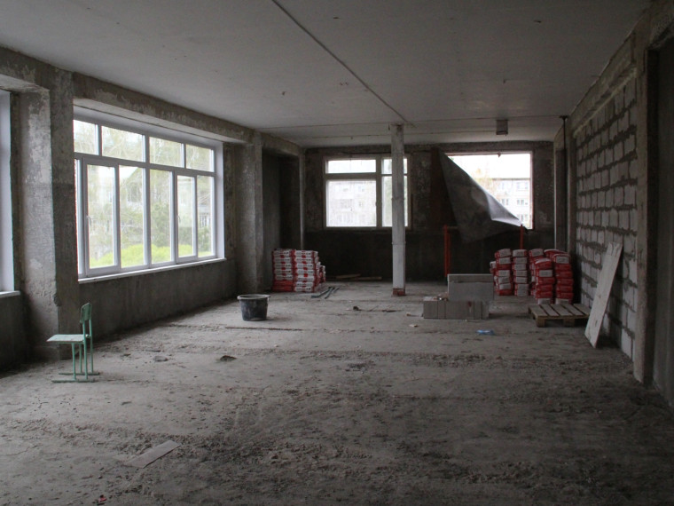 За ходом капремонта 14 омских школ установлен строительный контроль.