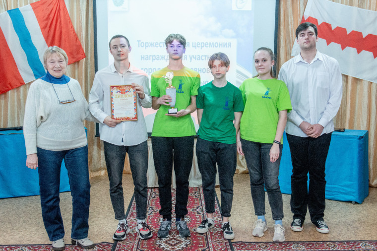 В Омске наградили победителей городских соревнований по двоеборью.