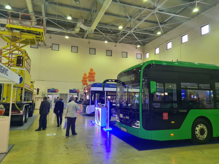 Специалисты «Электрического транспорта» обменялись опытом с коллегами на Российской неделе общественного транспорта и городской мобильности.